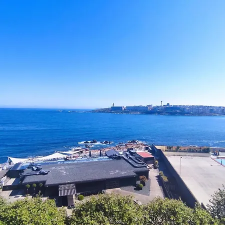 Centrico. Primera Linea E Impresionantes Vistas Al Mar A Coruna